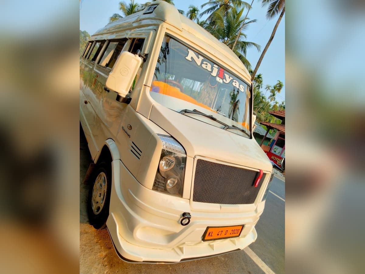 Tempo Traveller 7
